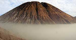 Hawaii is a multi-volcano system Hawaii is a multi-volcano system